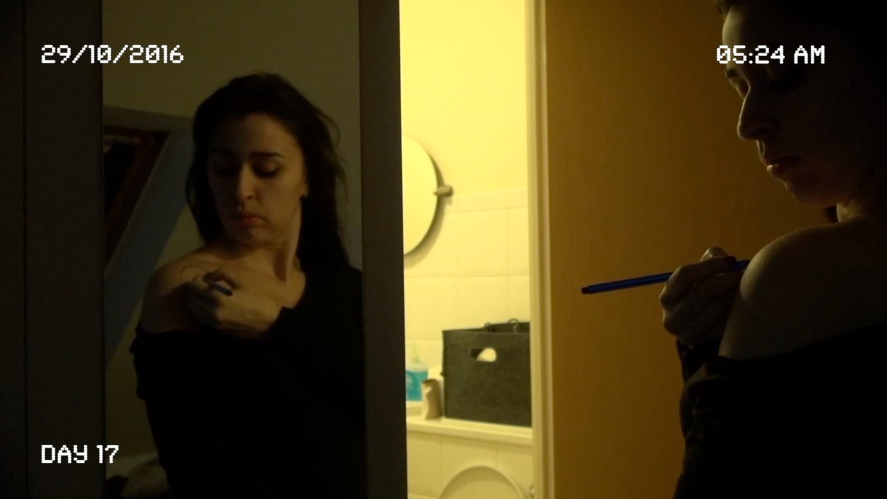 Fotogramma dal cortometraggio BLUE