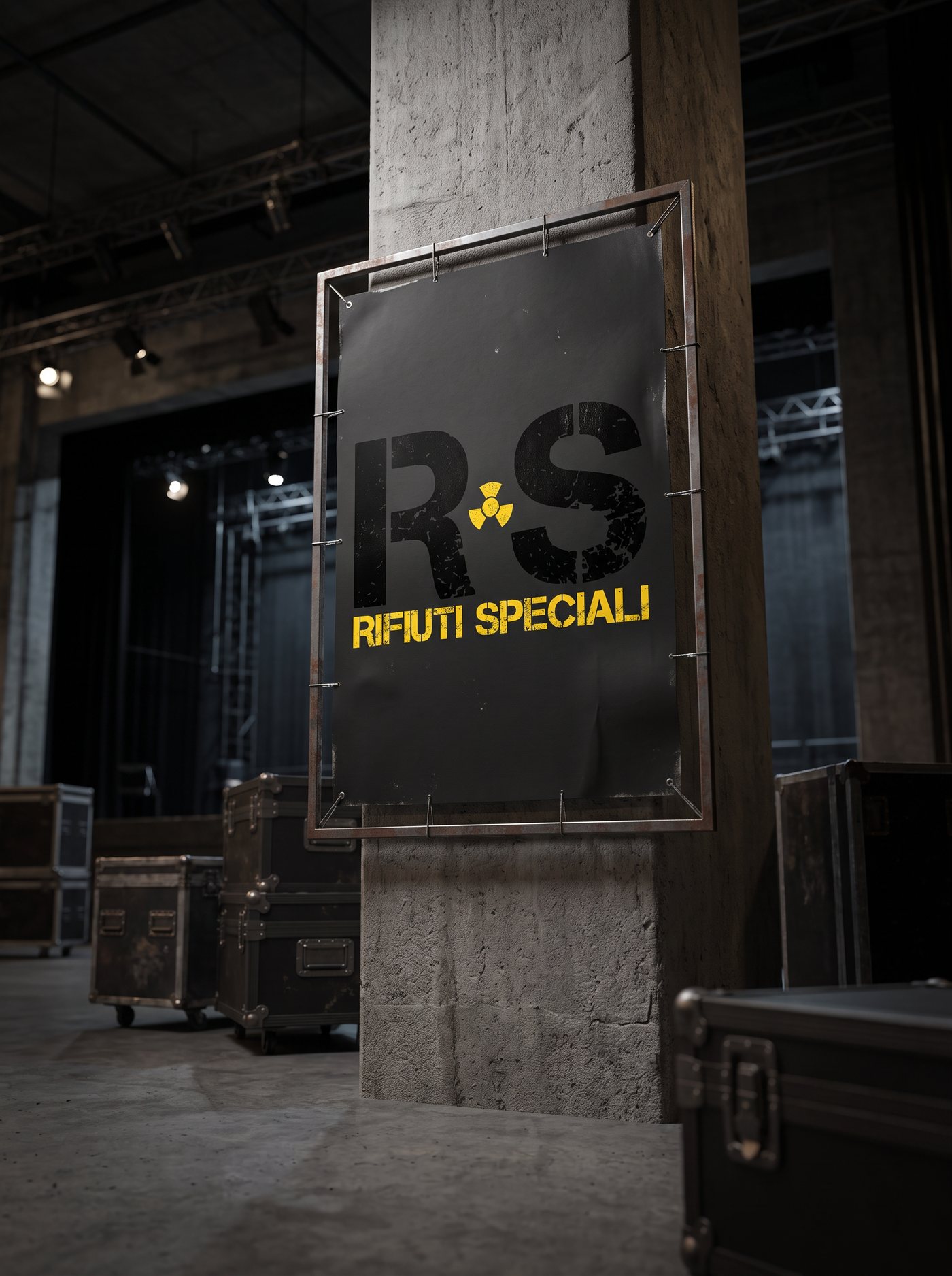 Il nuovo logo sul poster in teatro